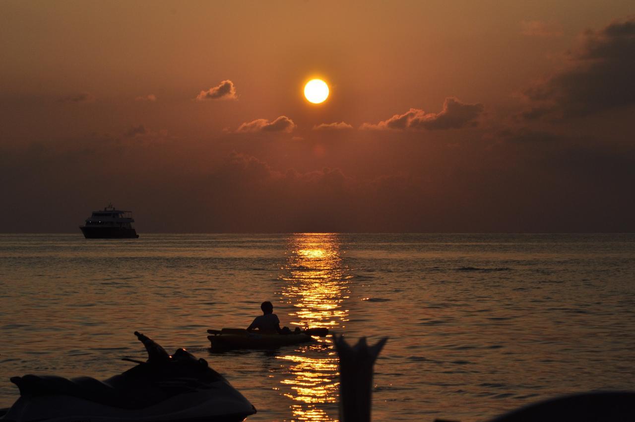 Salt Beach Hotel Maafushi Exterior foto